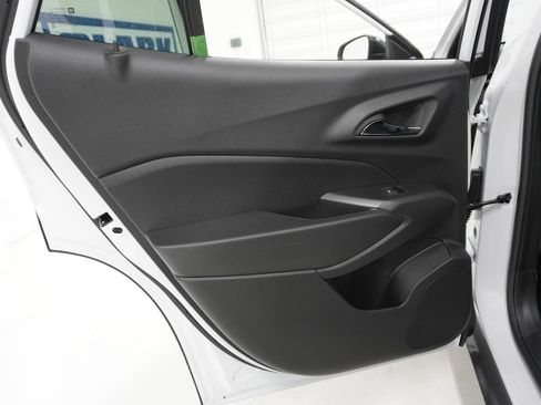 New 2026 Chevrolet Trax RS w/ Sunroof Package FWD image 30