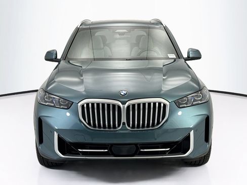 Used 2024 BMW X5 xDrive40i w/ Premium Package AWD/4WD image 2