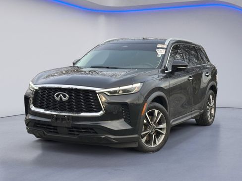 Used 2023 INFINITI QX60 Luxe image 2