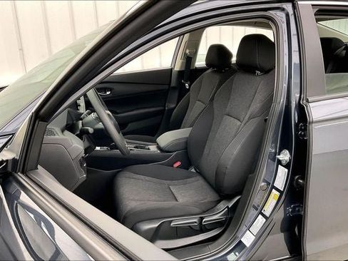 Certified 2025 Honda Accord LX image 8