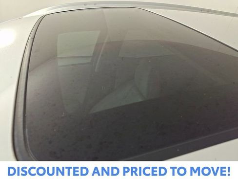 Used 2022 Honda HR-V EX-L image 17