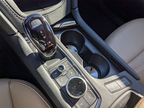 Certified 2024 Cadillac XT6 Sport w/ Platinum Package image 17