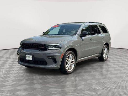 Used 2023 Dodge Durango GT AWD/4WD image 3