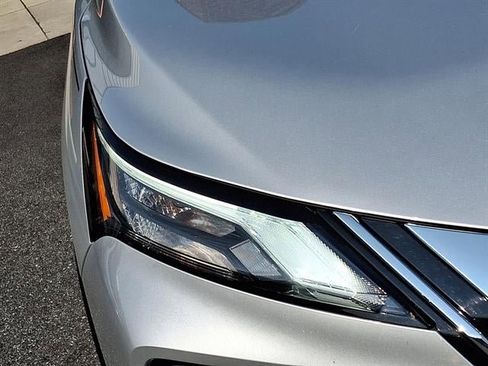 Certified 2021 Nissan Rogue SV image 41