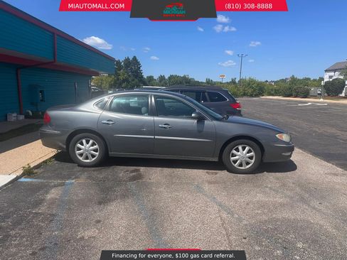 Used 2005 Buick LaCrosse CXL w/ Gold Convenience Package FWD image 4