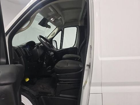 Used 2025 RAM ProMaster 2500 w/ U-Haul Equipment Group FWD image 6