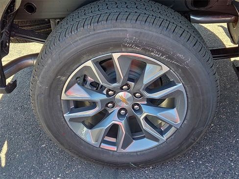 New 2026 Chevrolet Silverado 1500 LT image 6