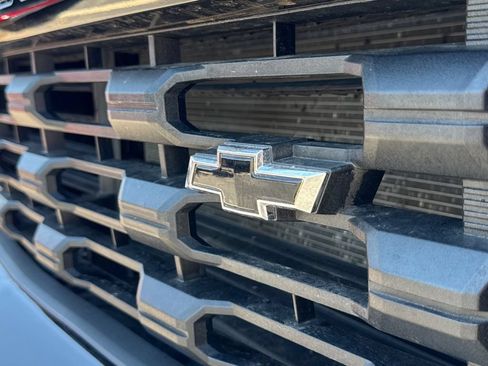 Used 2022 Chevrolet Silverado 2500 Custom w/ Custom Value Package AWD/4WD image 48