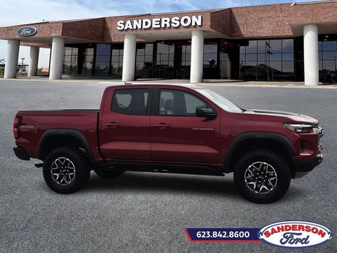 Used 2024 Chevrolet Colorado ZR2 w/ ZR2 Convenience Package III image 2