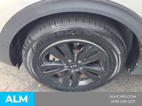 Used 2018 Kia Sportage LX FWD image 11