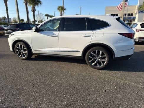 Used 2023 Acura MDX SH-AWD w/ Technology Package image 4
