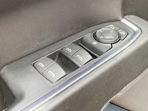 Used 2024 Chevrolet Silverado 1500 LT Trail Boss w/ Convenience Package II AWD/4WD image 20