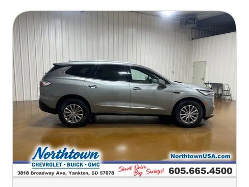 Certified 2023 Buick Enclave Essence image 6