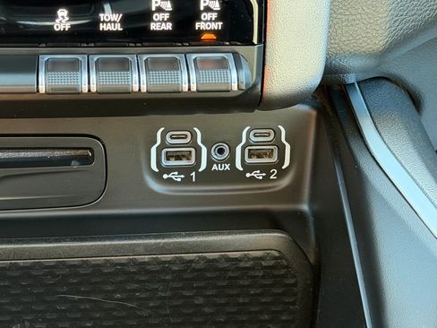 Used 2019 RAM 1500 Big Horn image 18