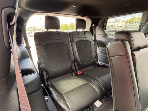 New 2026 Jeep Grand Cherokee L 4WD image 10