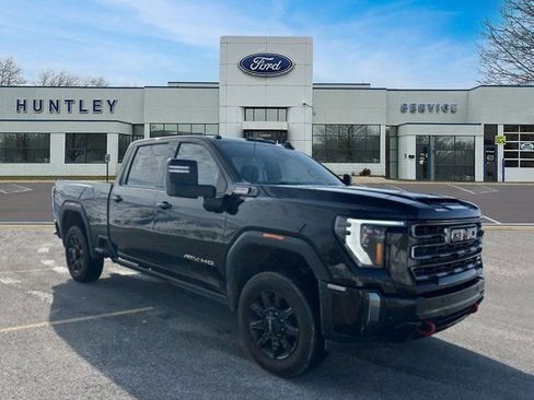 Used 2024 GMC Sierra 2500 AT4 w/ AT4 Premium Plus Package image 4