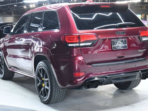 Used 2018 Jeep Grand Cherokee Trackhawk AWD/4WD image 9