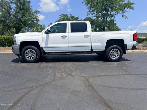 Used 2016 Chevrolet Silverado 2500 LTZ w/ Duramax Plus Package RWD image 2