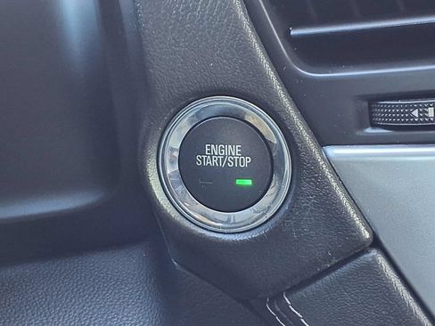 Used 2015 Chevrolet Tahoe LTZ AWD/4WD image 8