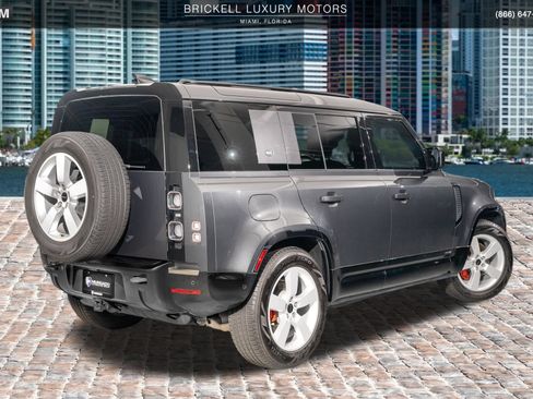 Used 2024 Land Rover Defender 110 X AWD/4WD image 4