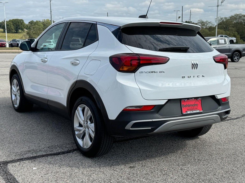 Used 2025 Buick Encore GX Preferred FWD image 8