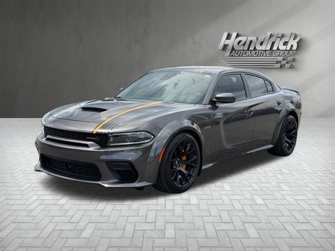 Used 2022 Dodge Charger Scat Pack RWD image 5