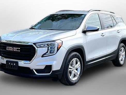 Used 2022 GMC Terrain SLE AWD/4WD image 3