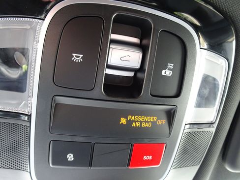 Used 2024 Hyundai Santa Cruz Limited image 24