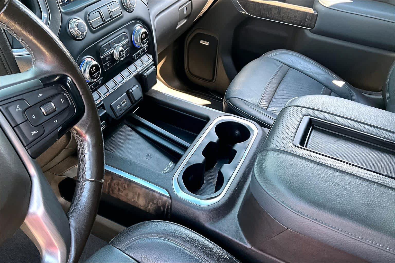 Used 2021 GMC Sierra 1500 Denali w/ Denali Ultimate Package AWD/4WD image 17