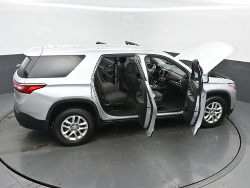Used 2018 Chevrolet Traverse LS image 67