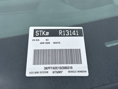 Used 2025 Kia K4 FWD image 30