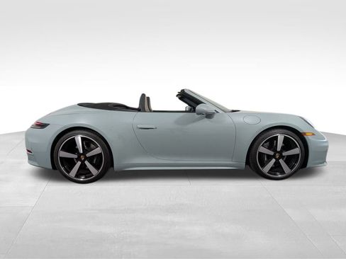 Used 2025 Porsche 911 Carrera image 34