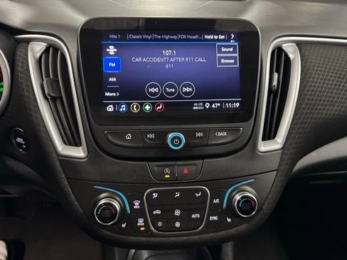 Used 2023 Chevrolet Malibu LT image 22