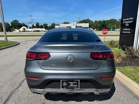 Certified 2021 Mercedes-Benz GLC 300 4MATIC Coupe image 4