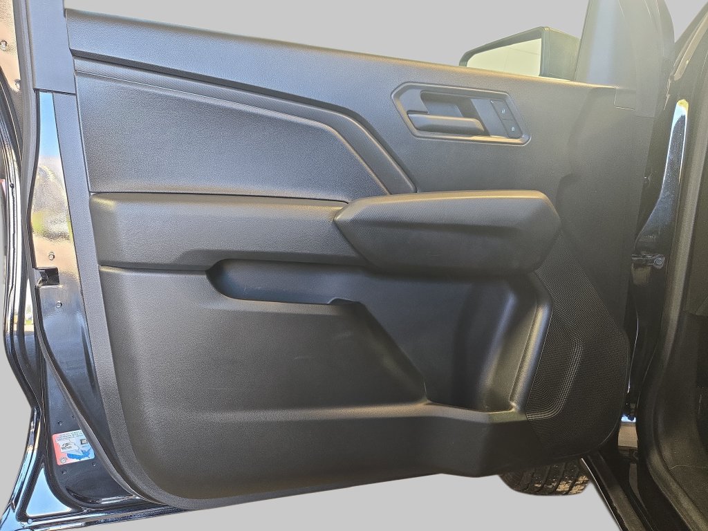 Used 2024 Chevrolet Colorado W/T AWD/4WD image 30