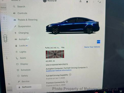 Used 2022 Tesla Model S Plaid image 16