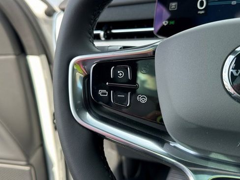 New 2025 Volvo EX90 Ultra image 28