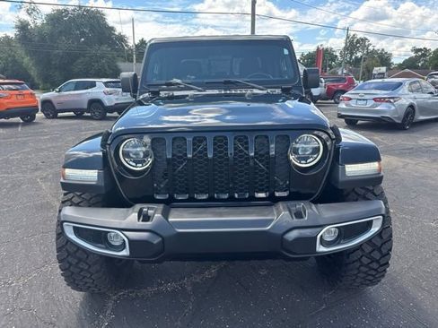 Used 2022 Jeep Gladiator Sport AWD/4WD image 9