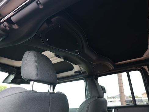 New 2026 Jeep Wrangler Unlimited Sport image 31