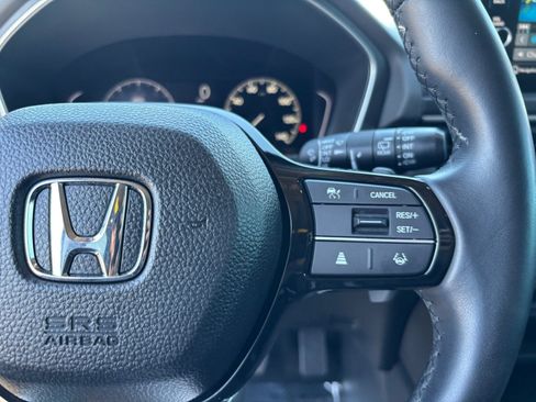 Used 2023 Honda Pilot Touring image 32