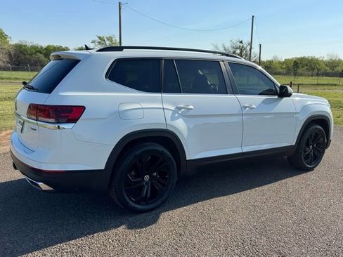 Used 2023 Volkswagen Atlas SE image 6