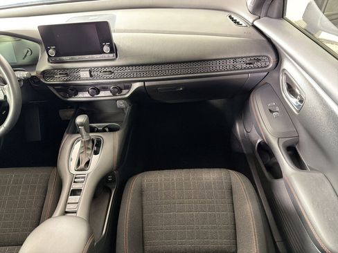 Certified 2024 Honda HR-V Sport image 27