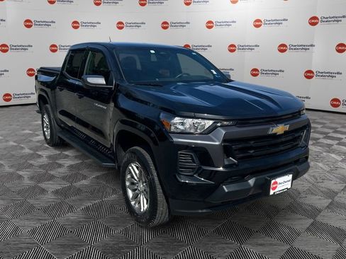 Used 2025 Chevrolet Colorado LT image 7