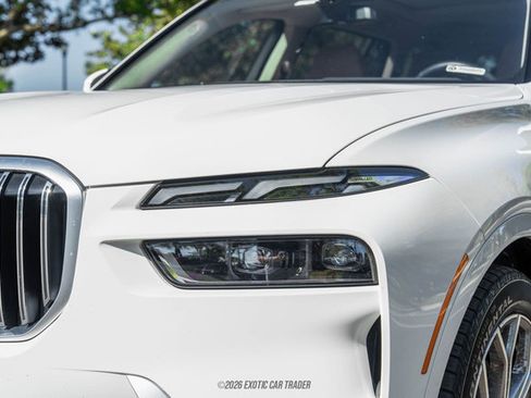 Used 2024 BMW X7 xDrive40i image 50