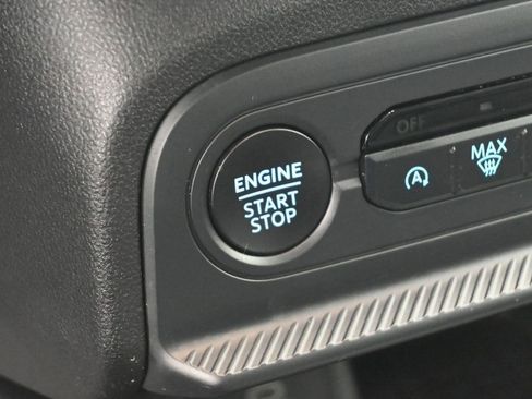 Certified 2025 Ford Bronco Sport Outer Banks w/ Outer Banks Tech Package+ AWD/4WD image 14