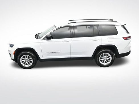 Used 2023 Jeep Grand Cherokee L Laredo image 29