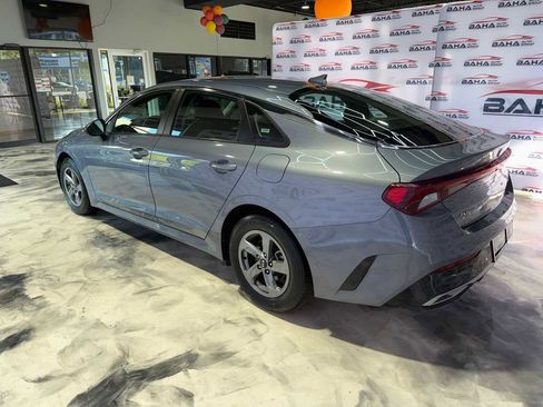 Used 2021 Kia K5 LXS image 9