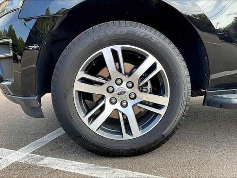 Used 2024 Ford Expedition Max Limited image 8