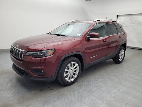 Used 2019 Jeep Cherokee Latitude w/ Popular Appearance Group image 2