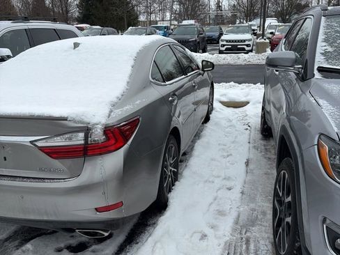 Used 2016 Lexus ES 350 image 3